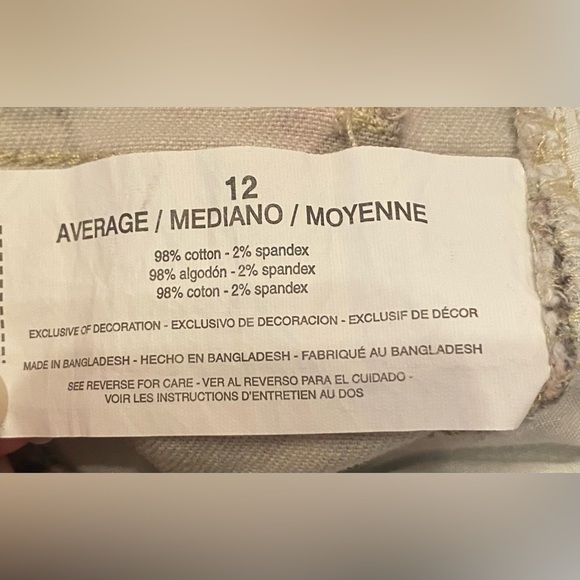 Gloria Vanderbilt "Amanda" High Waisted Straight Leg Floral Patterned Jean Pants - Picture 6 of 12